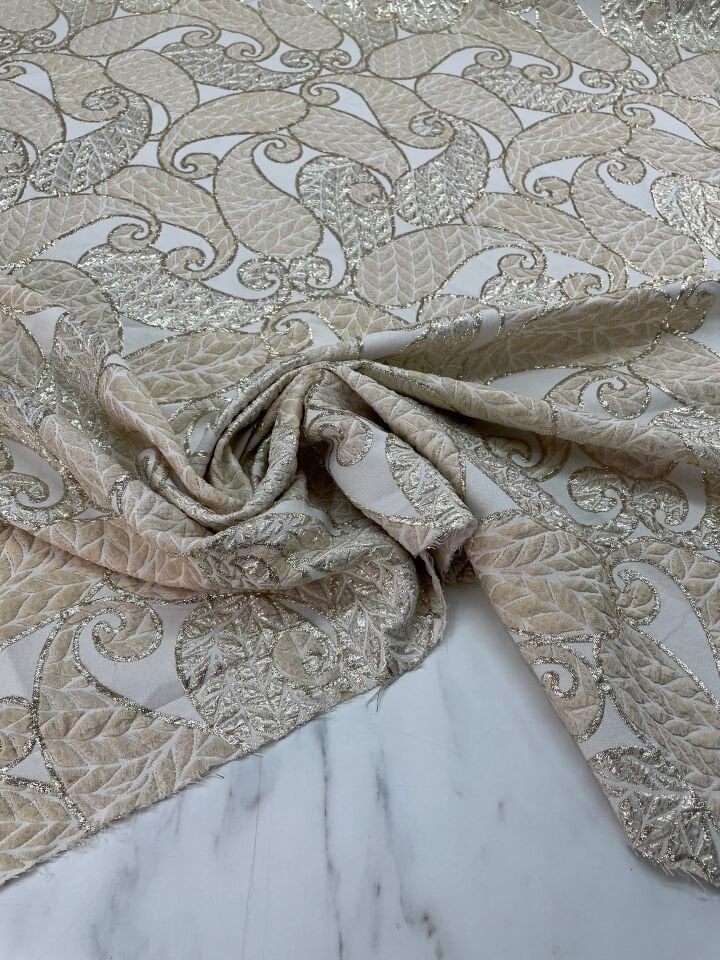 Liva Desen Elbiselik Brokar Kumaş