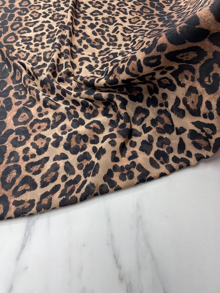 Leopar Desen Elbiselik Şifon Kumaş