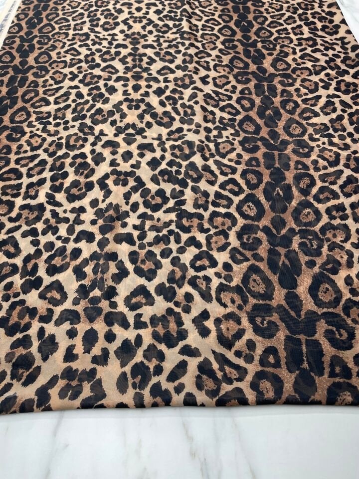 Leopar Desen Elbiselik Şifon Kumaş