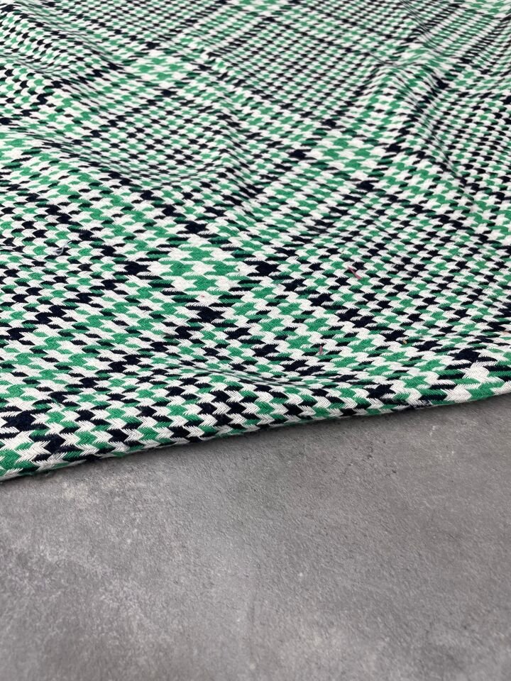 Yeşil Şanel Elbiselik Kumaş