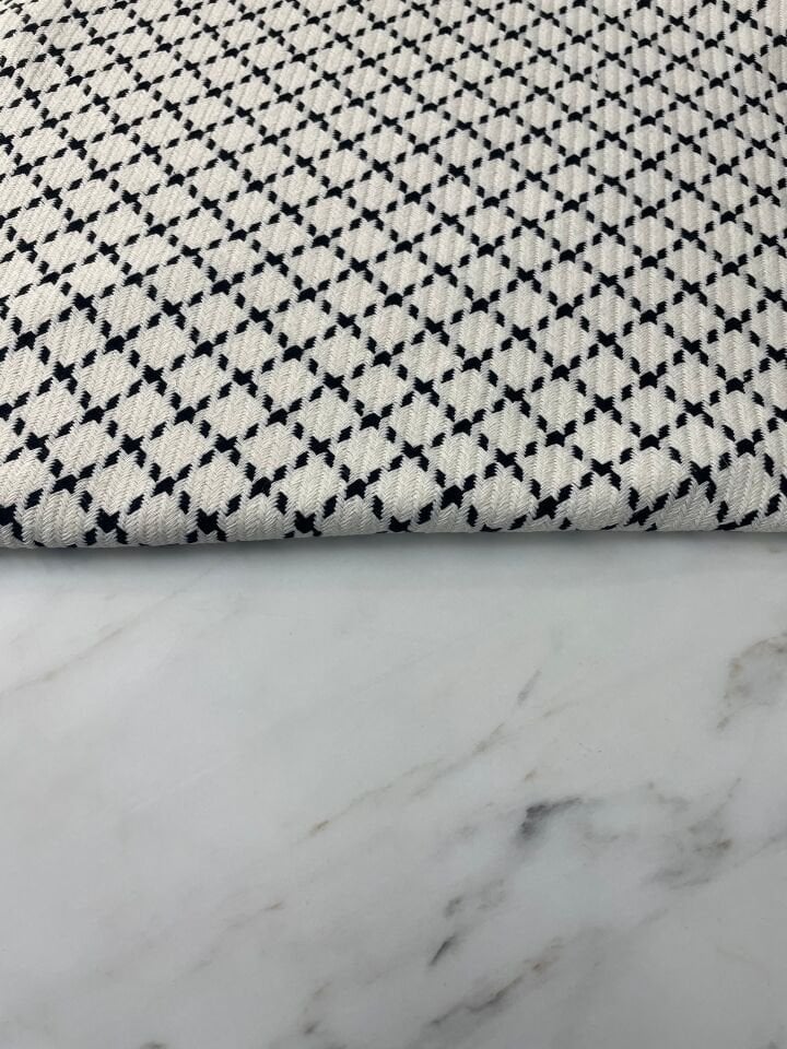 Beyaz Şanel Elbiselik Kumaş