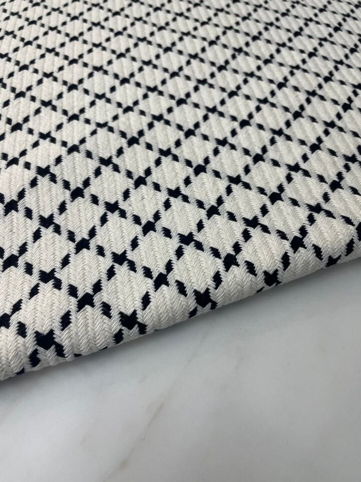 Beyaz Şanel Elbiselik Kumaş