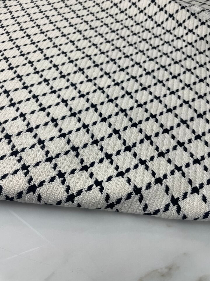 Beyaz Şanel Elbiselik Kumaş