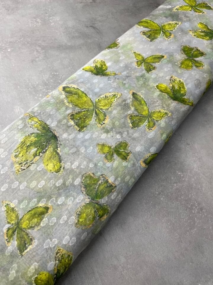 Yeşil Kelebek Desen Elbiselik Şifon Kumaş