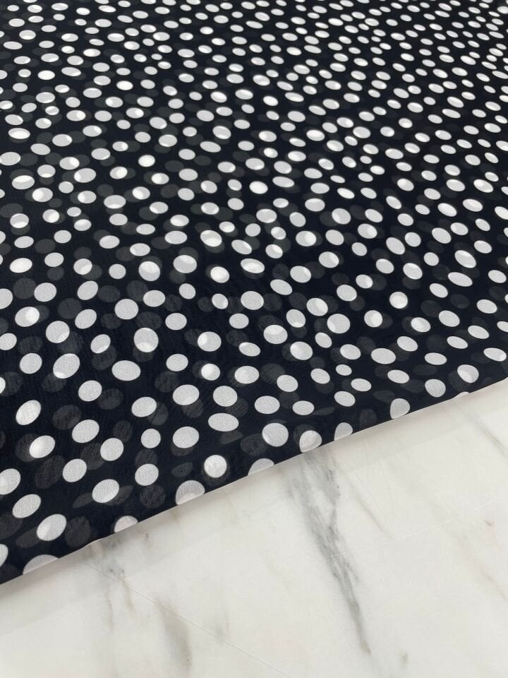 Siyah Puantiye Desen Elbiselik Şifon Kumaş