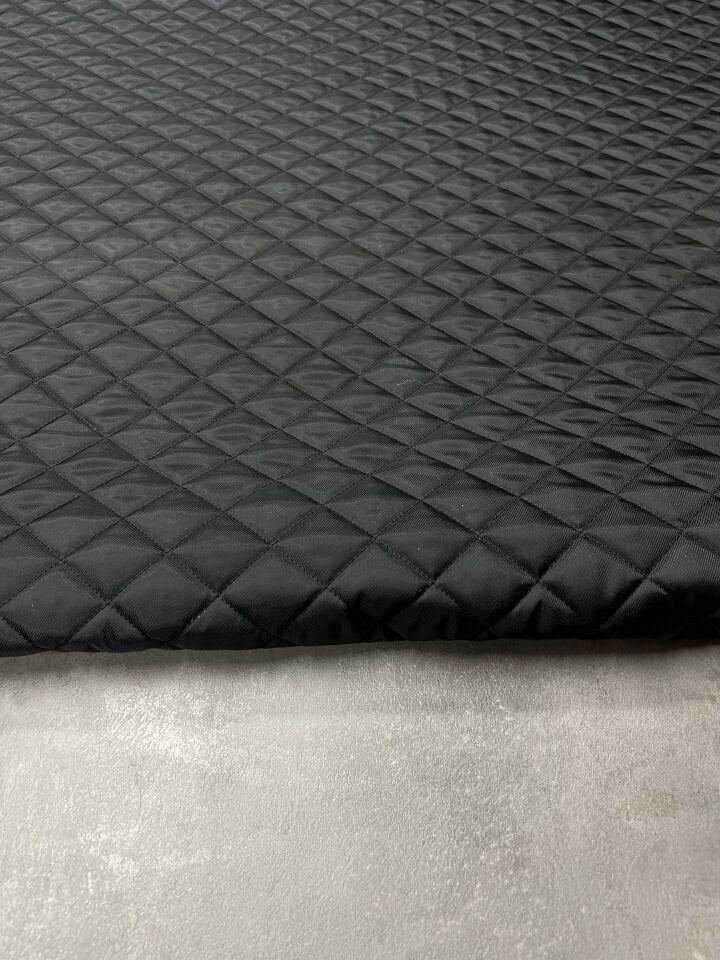 Siyah Renk Tek Taraflı Montluk Yeleklik Kapıtone Kumaş