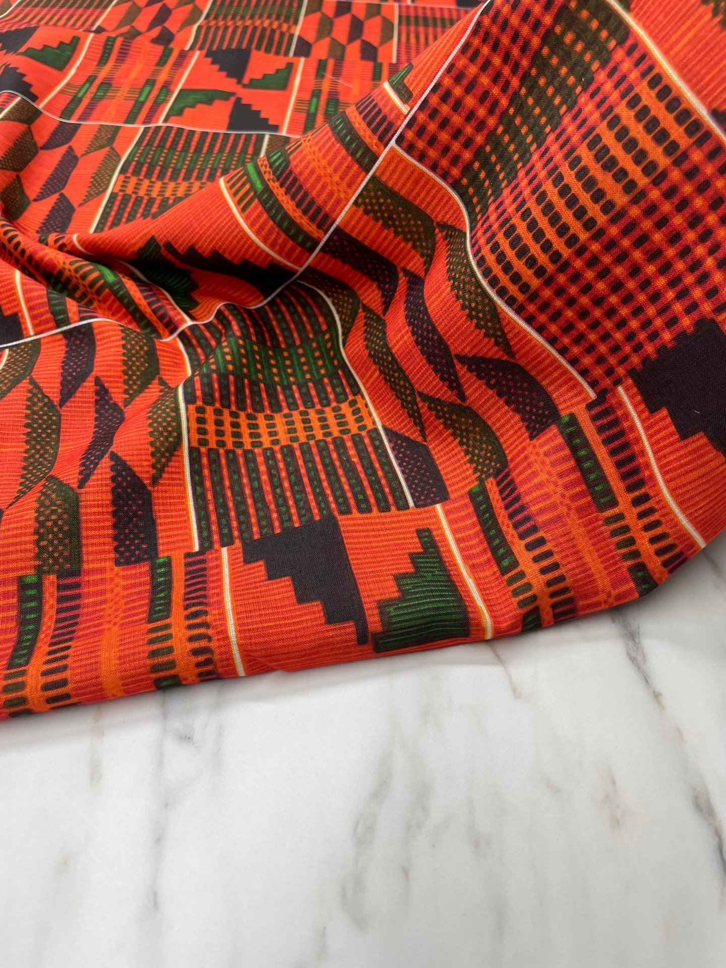 Kilim Desen Elbiselik Keten Kumaş