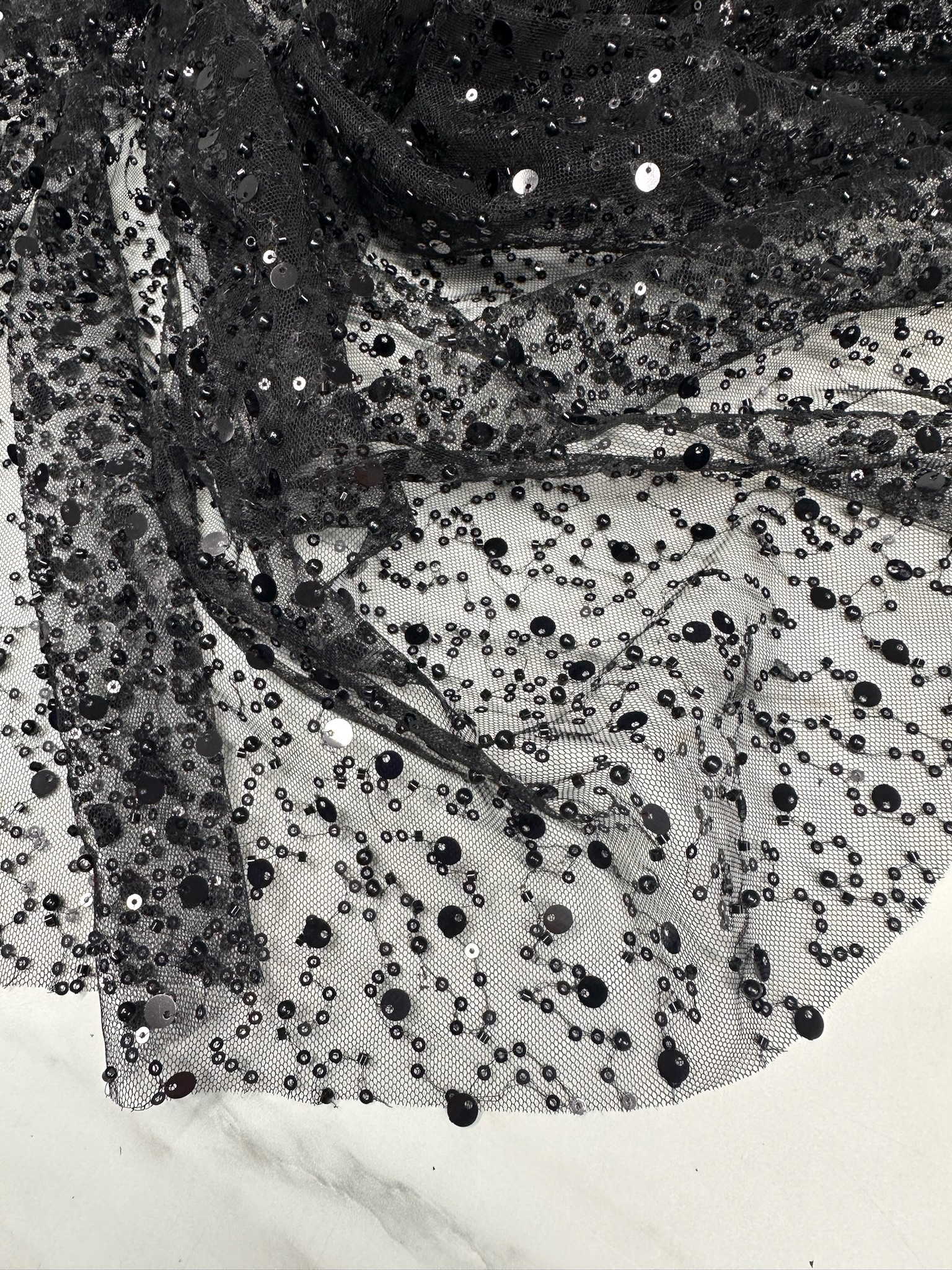 Fantazi Ürün Siyah Pul Boncuk İşlem Abiye Kumaş