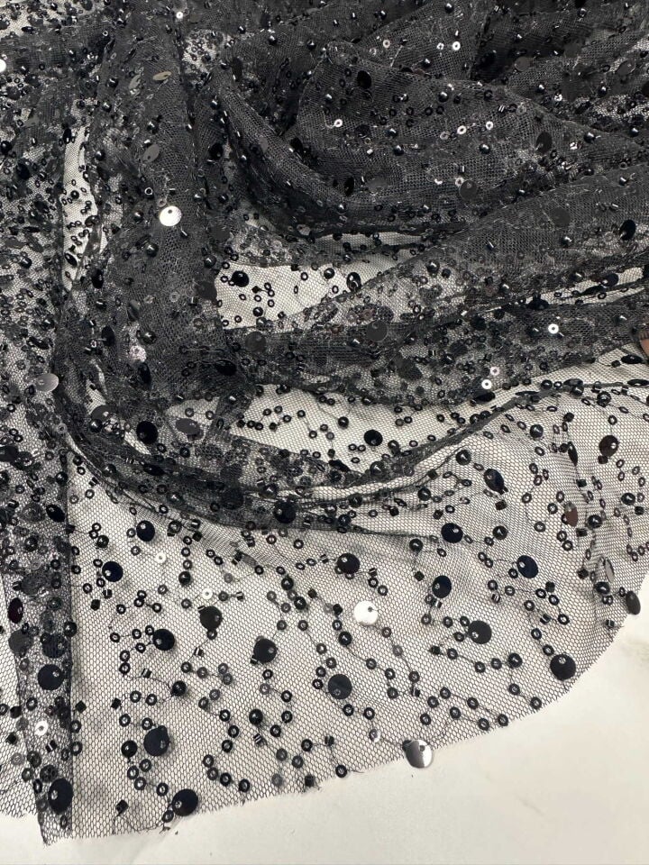 Fantazi Ürün Siyah Pul Boncuk İşlem Abiye Kumaş