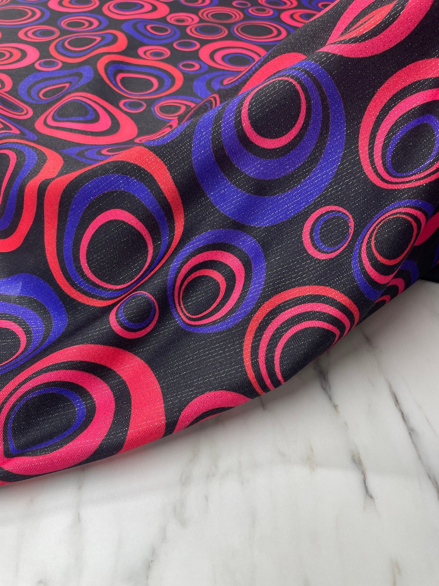 Altın Simli Aras Desen Elbiselik Keten Kumaş