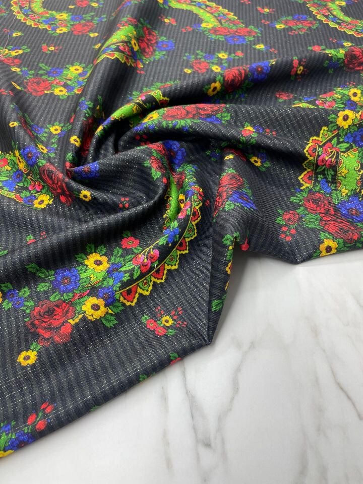 Altın Simli Türkmen Nakış Desen Elbiselik Keten Kumaş