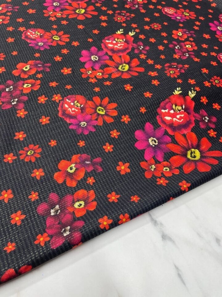 Altın Simli Motif Desen Elbiselik Keten Kumaş