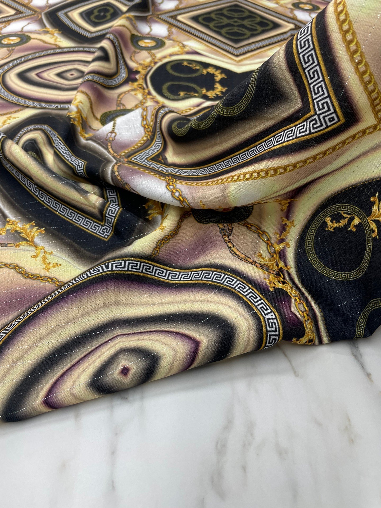 Gümüş Simli Paris Desen Elbiselik Keten Kumaş