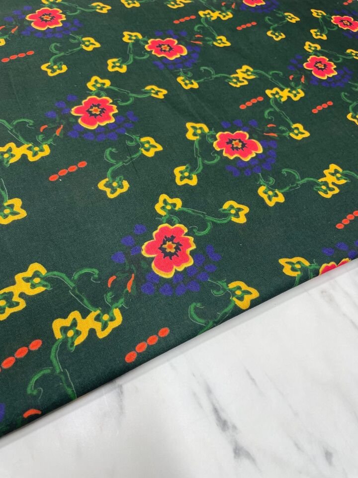 Yeşil Türkmen Desen Elbiselik Keten Kumaş