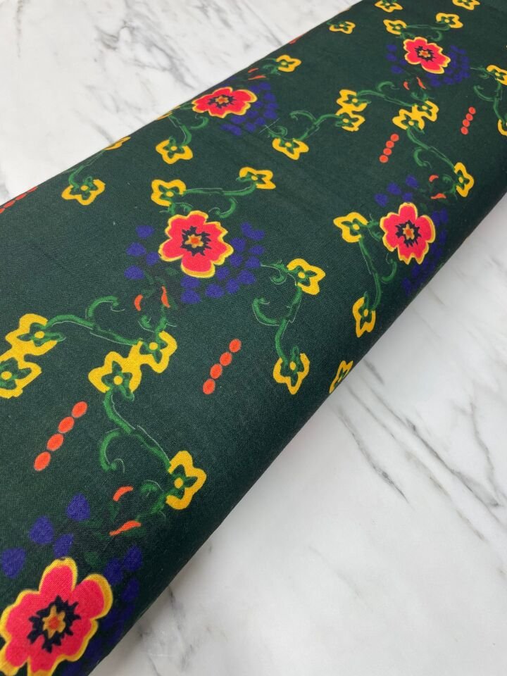 Yeşil Türkmen Desen Elbiselik Keten Kumaş