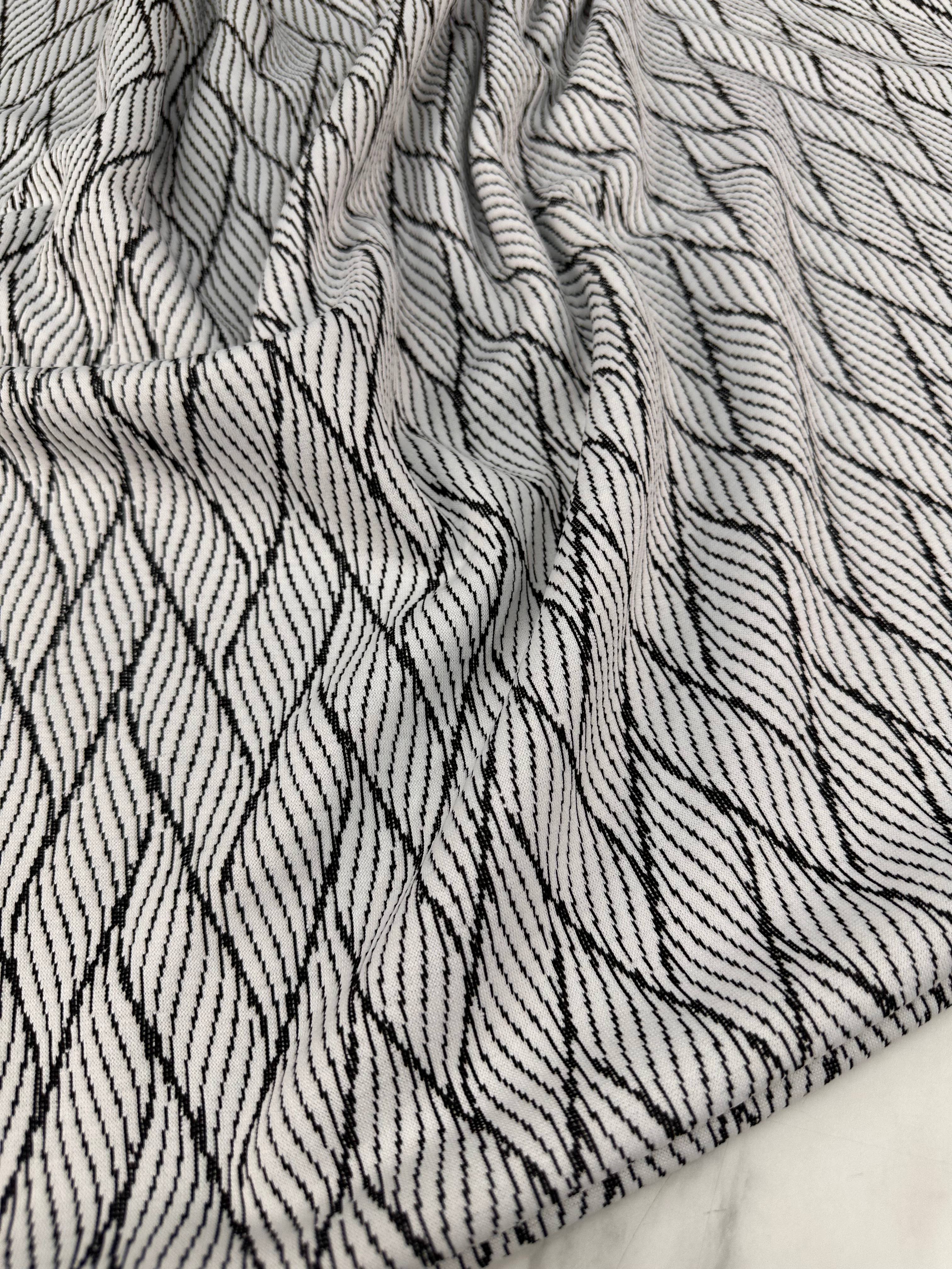 Açık Gri Desenli Örme Elbiselik Kumaş