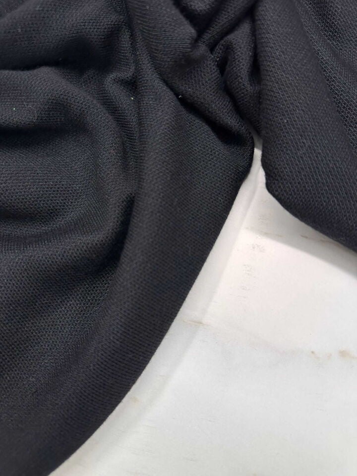 Siyah Sık Dokuma Örme Triko Elbise Etek Hırka