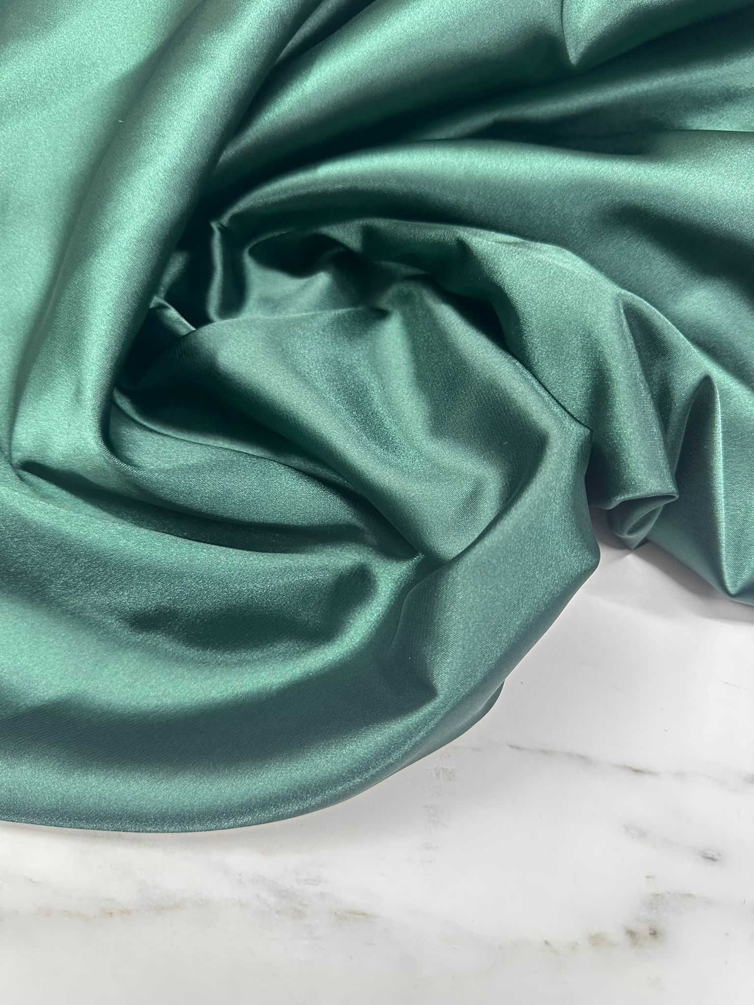 Zümrüt Yeşili Likralı İpek Saten Elbise Etek Şalvar