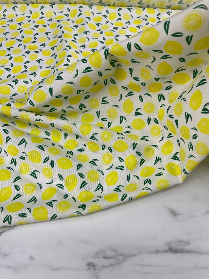Limon Desen Ebiselik Pamuklu Poplin Kumaş