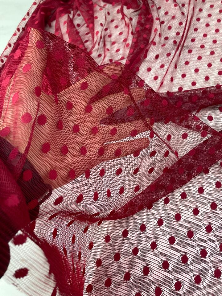 Kırmızı Puantiye Desen Elbiselik Abiyelik Tül Kumaş