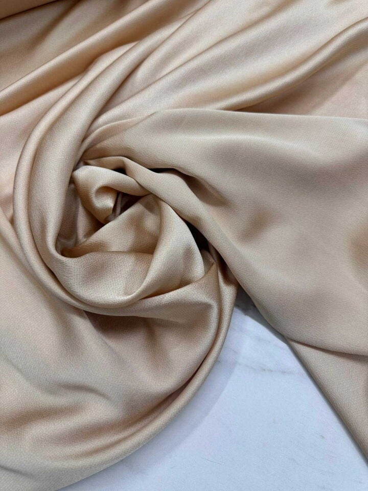 Krem Renk İpek Saten Elbise Gömlek Bluz