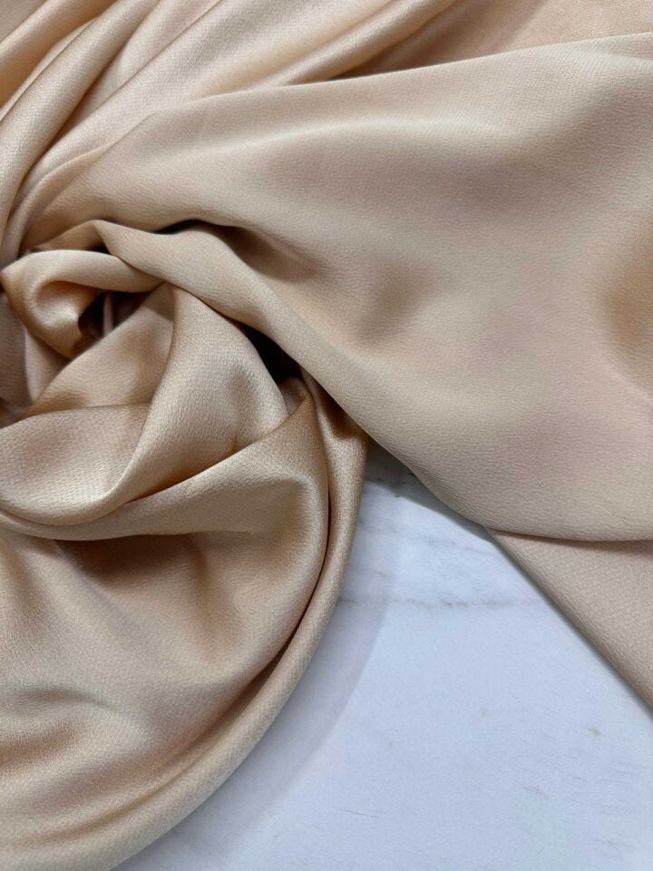 Krem Renk İpek Saten Elbise Gömlek Bluz