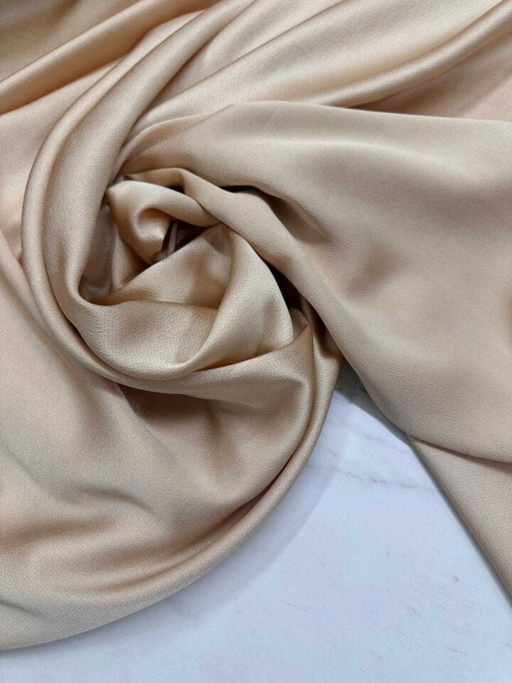 Krem Renk İpek Saten Elbise Gömlek Bluz