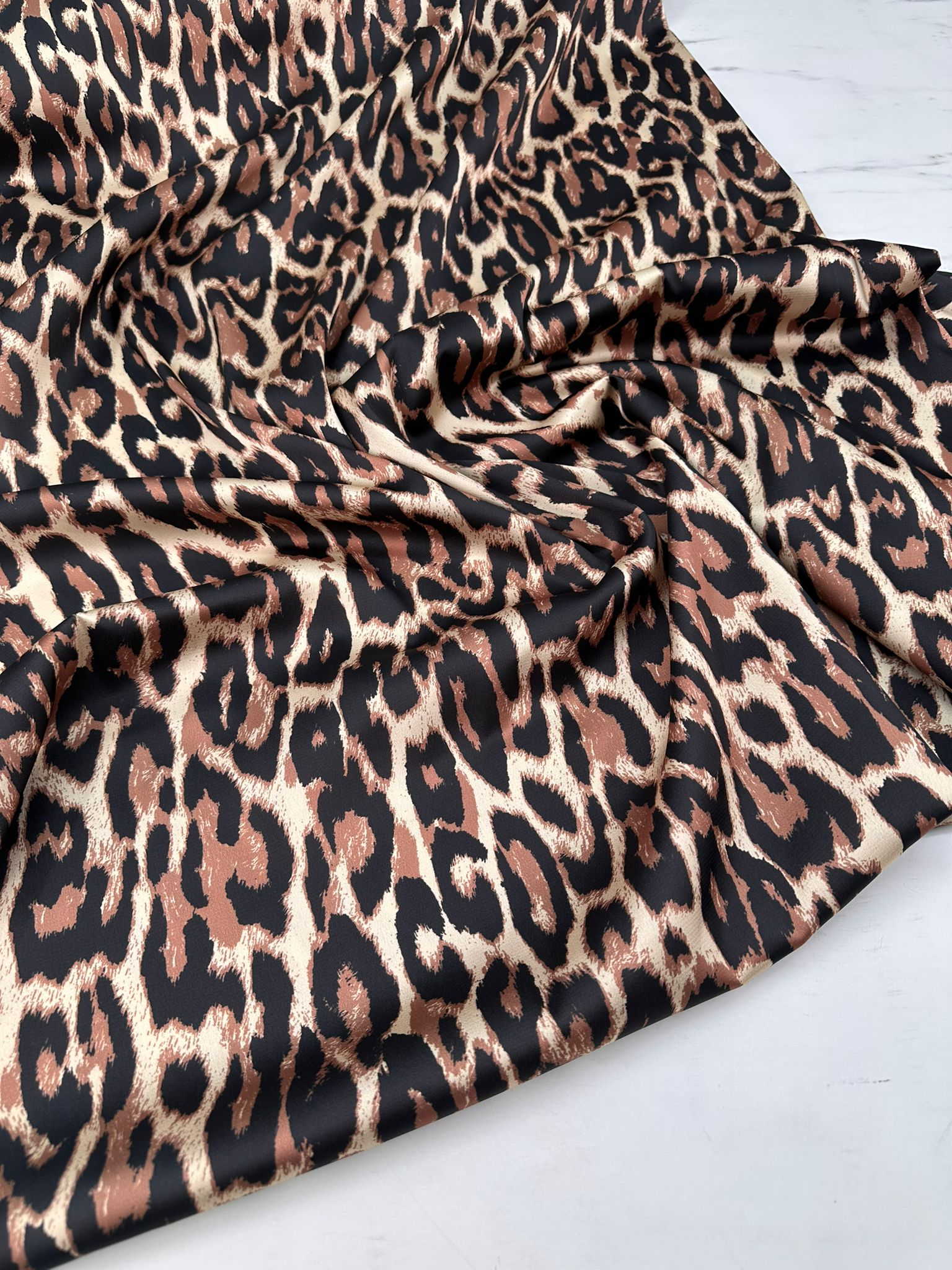 Leopar Desen İpek Saten Elbise Gömlek Etek Şalvar