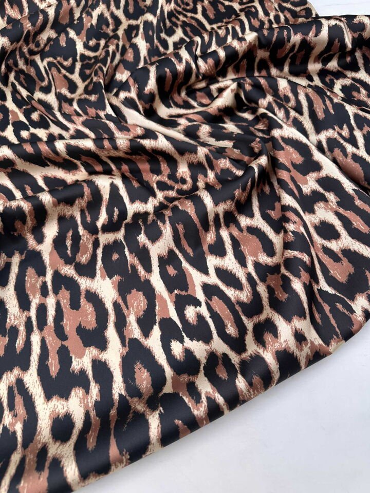 Leopar Desen İpek Saten Elbise Gömlek Etek Şalvar
