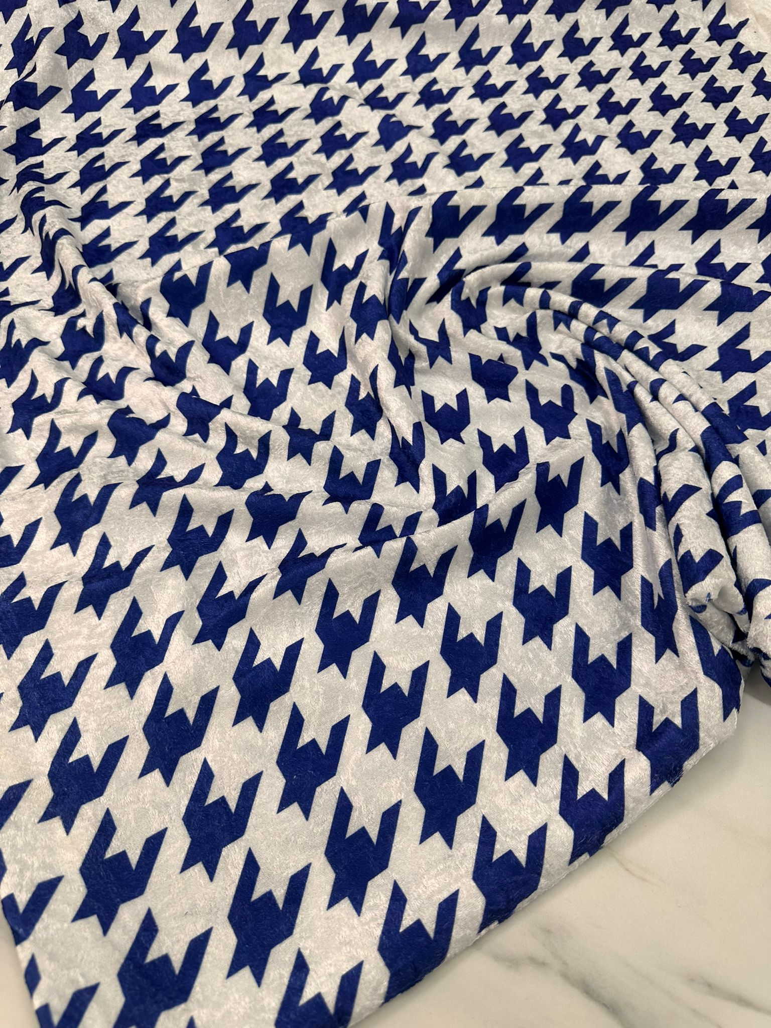 İndirimli Mavi Kaz Ayagı Desen İnce Kadife