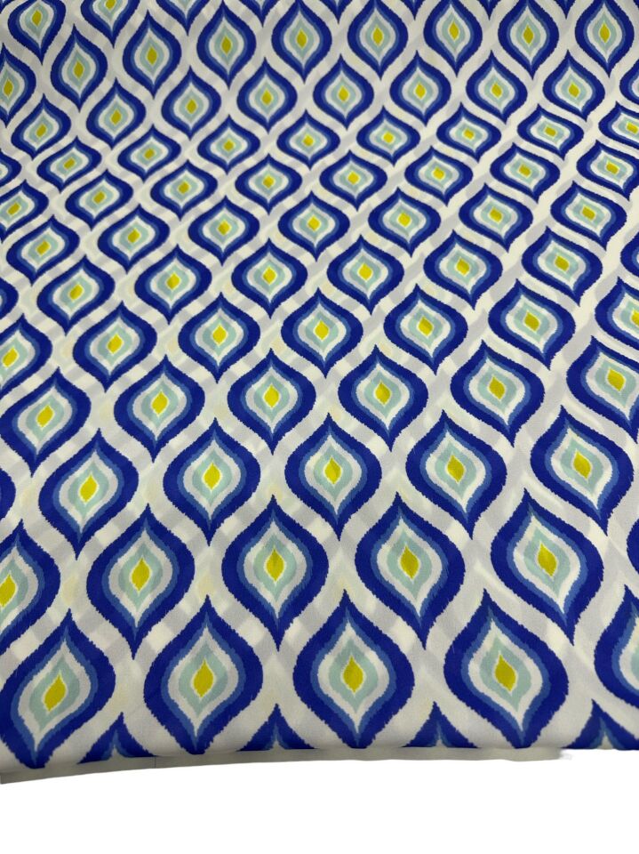 İkat Desen Elbiselik Gömleklik Krep Kumaş