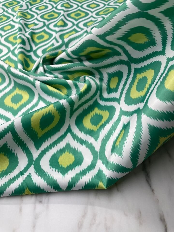Yeşil İkat Desen Elbiselik Gömleklik Tivil Saten Kumaş