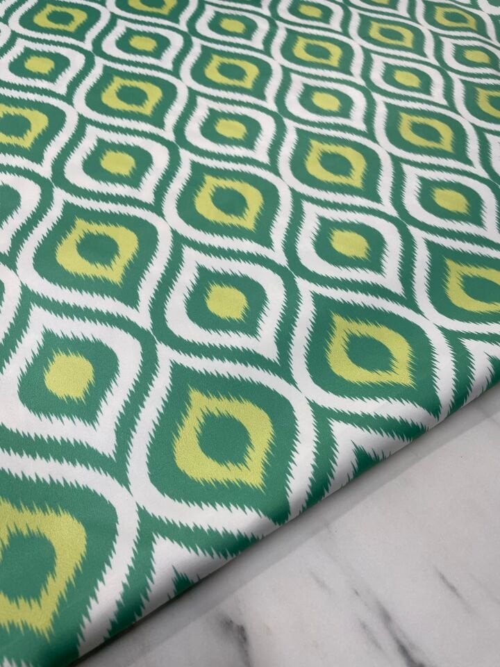 Yeşil İkat Desen Elbiselik Gömleklik Tivil Saten Kumaş