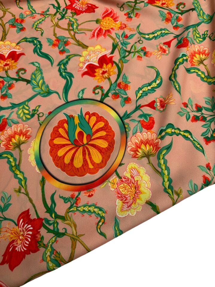 Nakış Desen Elbiselik Gömleklik Krep Kumaş