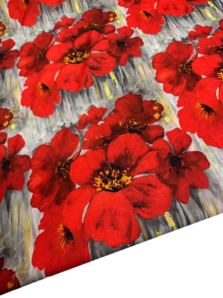 Kırmızı Geranium Desen Elbiselik Gömleklik Krep Kumaş