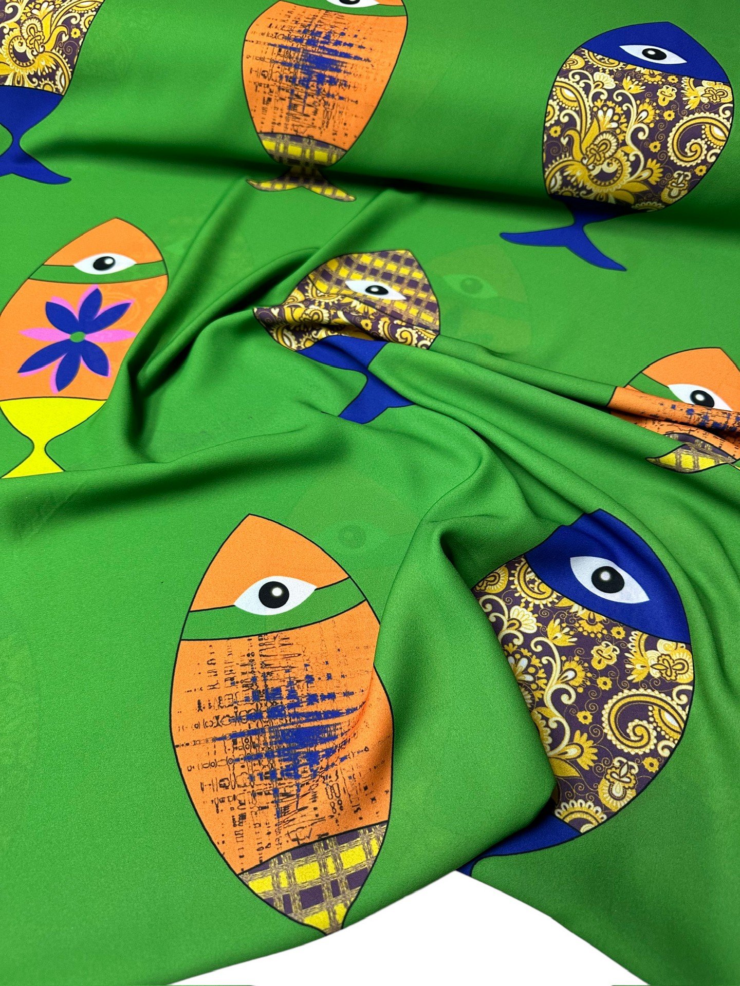 Suluboya Desen Elbiselik Gömleklik Krep Kumaş