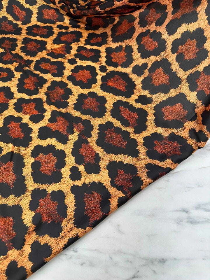 Leopar  İpek Saten