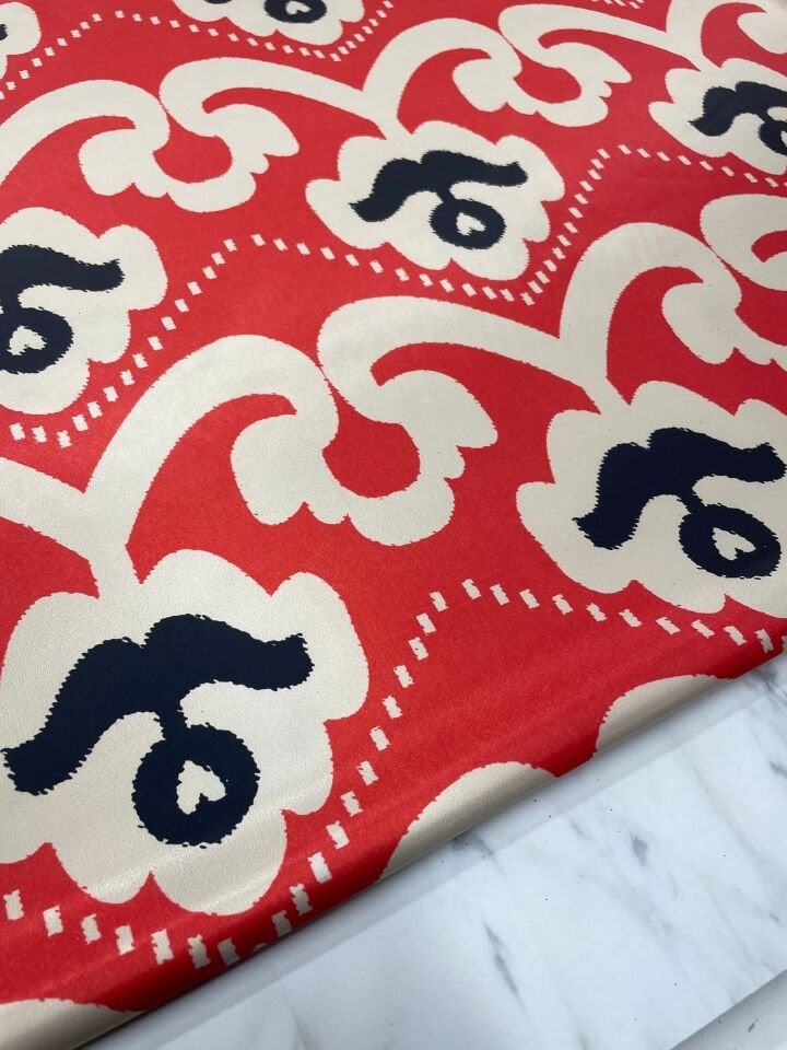 Kırmızı İkat Desen Elbiselik Gömleklik Tivil Saten Kumaş