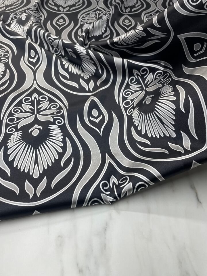 Siyah Diaz Desen Elbiselik Gömleklik Tivil Saten Kumaş