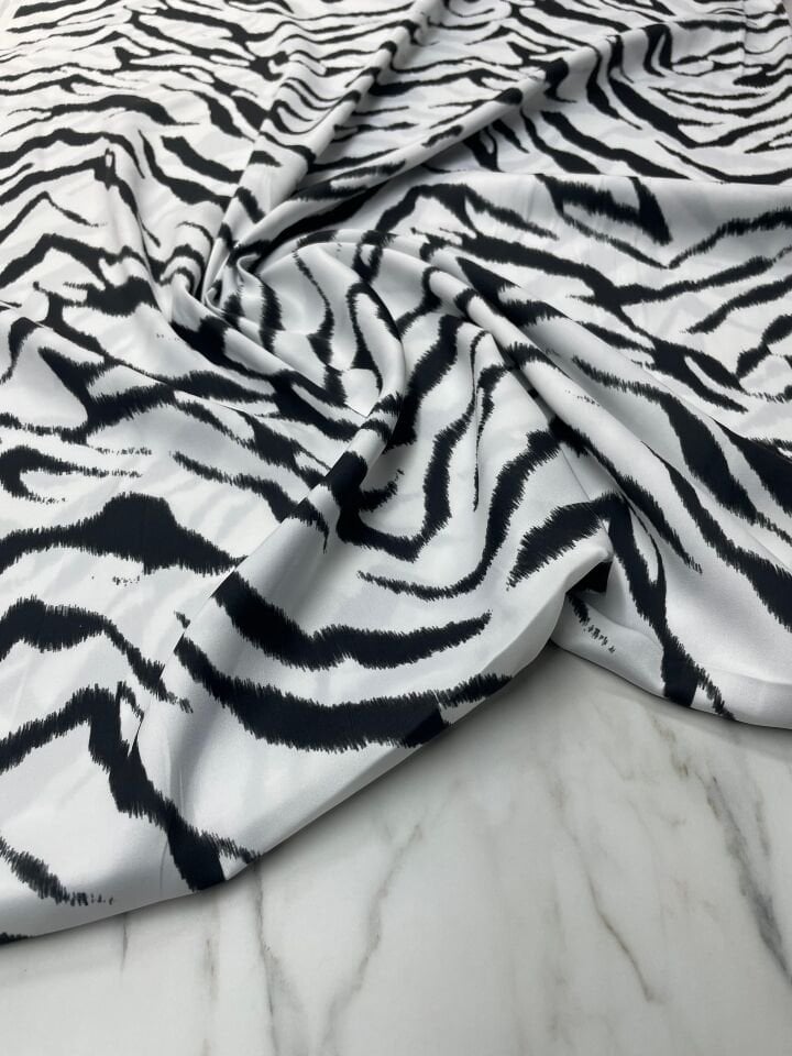 Zebra Desen Elbiselik Gömleklik Tivil Saten Kumaş