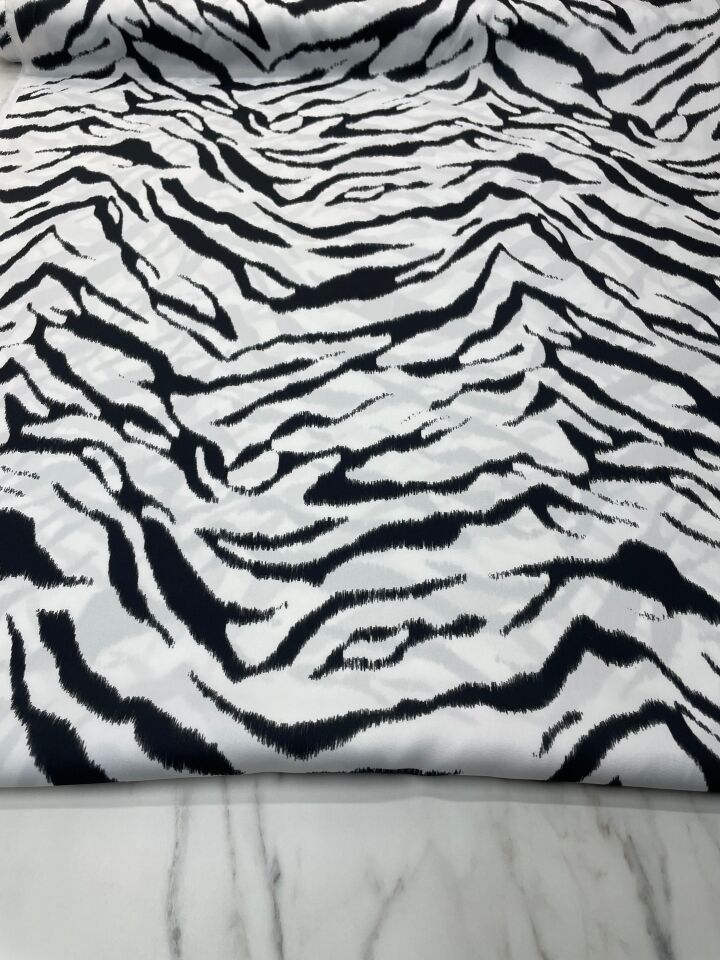 Zebra Desen Elbiselik Gömleklik Tivil Saten Kumaş
