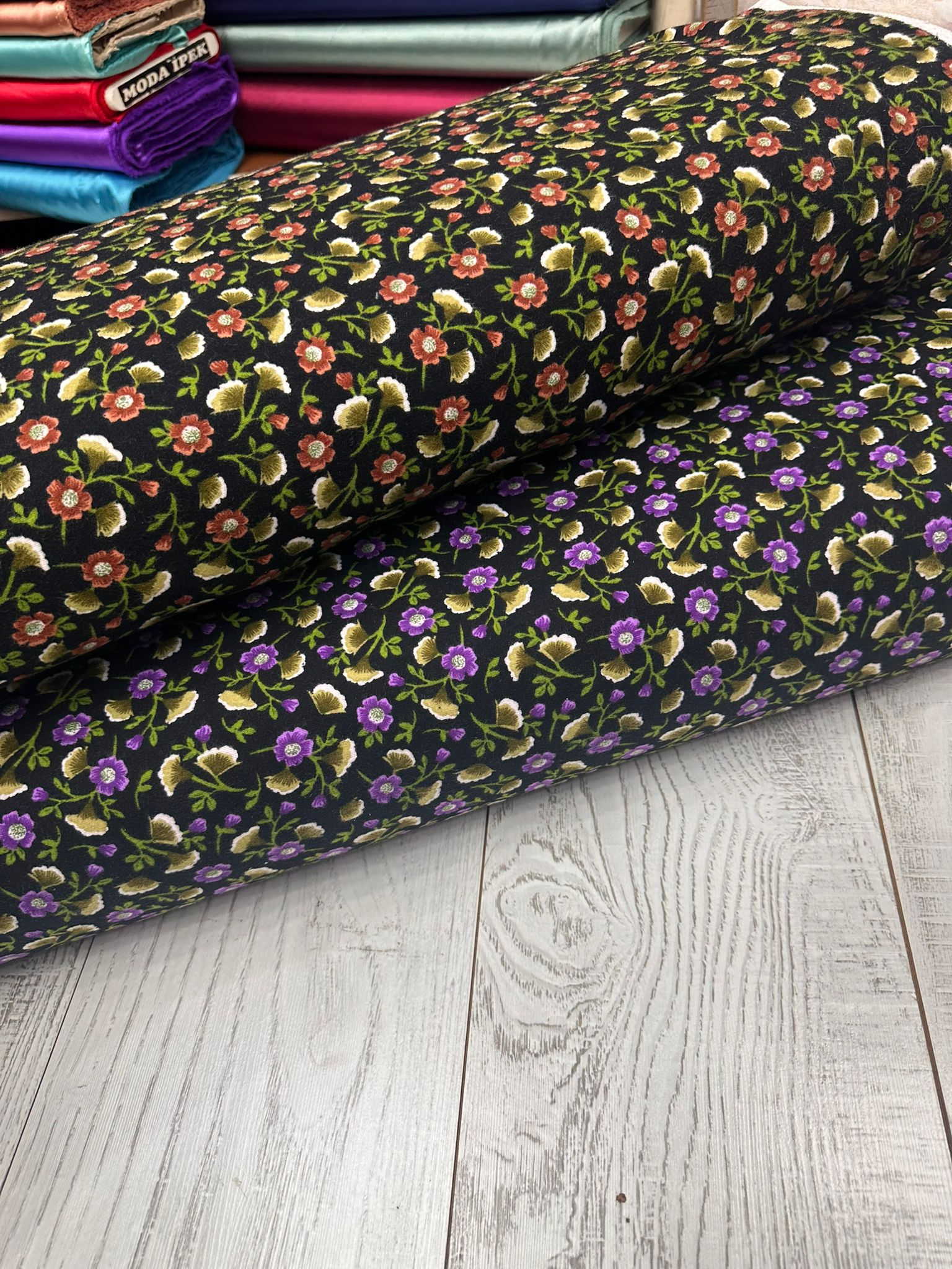 Fındık Çiçegi Desen Yüzde Yüz Bazen Kumaş En 90 Cm