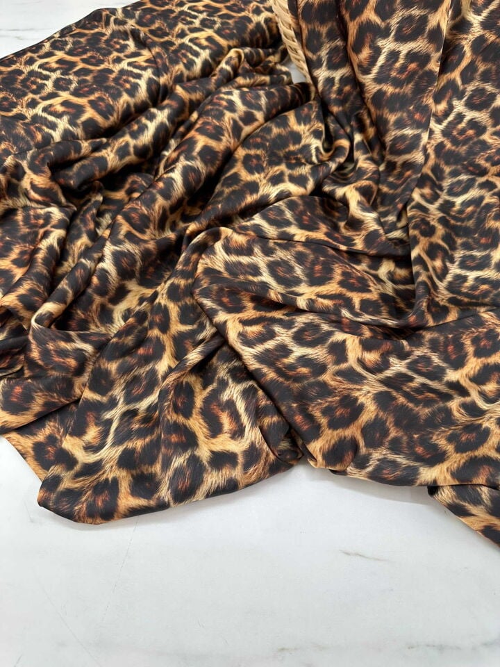 Leopar Desen İpek Saten
