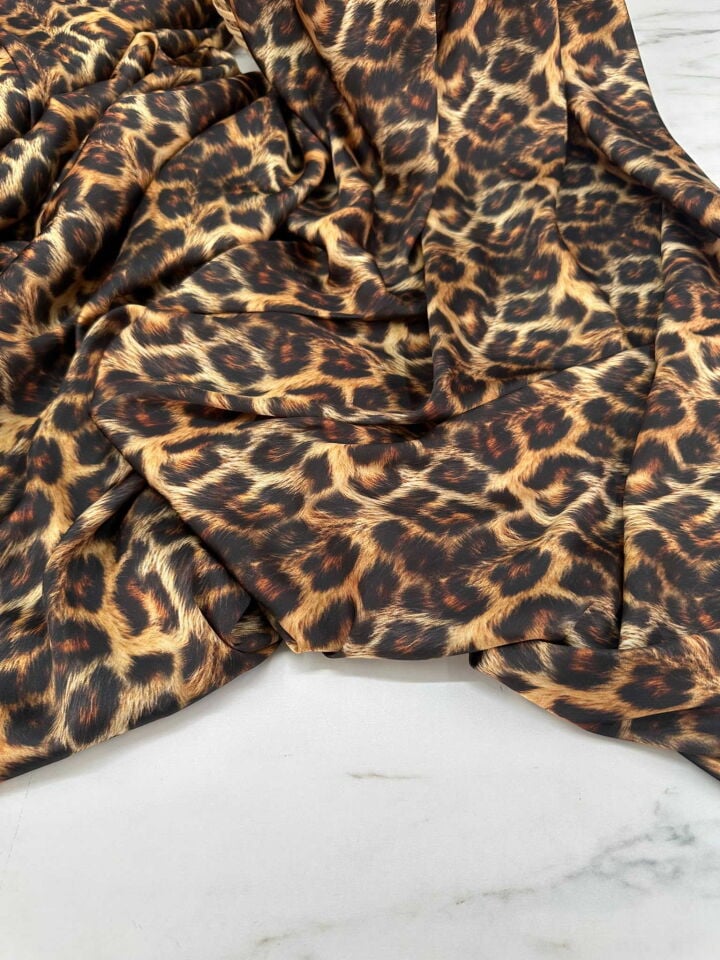 Leopar Desen İpek Saten