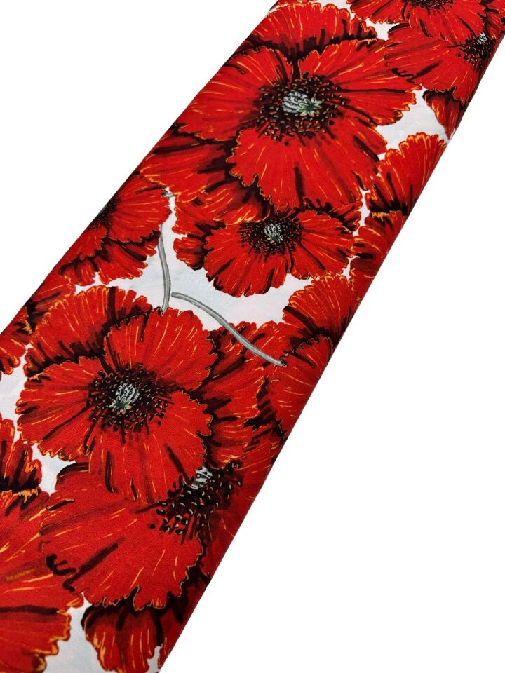 Kırmızı Geranium Desen Elbiselik Gömleklik Krep Kumaş