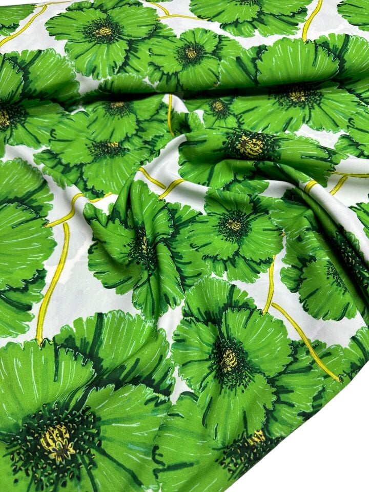 Yeşil Geranium Desen Elbiselik Gömleklik Krep Kumaş