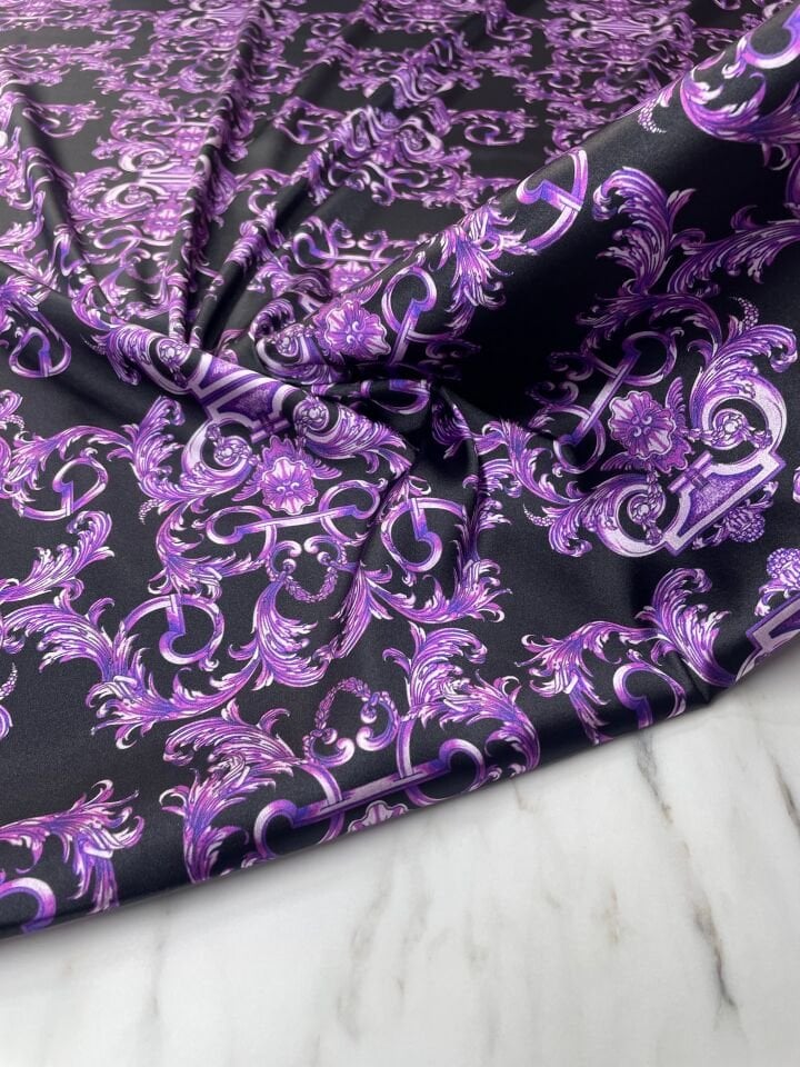 Mor Nakış Desen Elbiselik Gömleklik Tivil Saten Kumaş