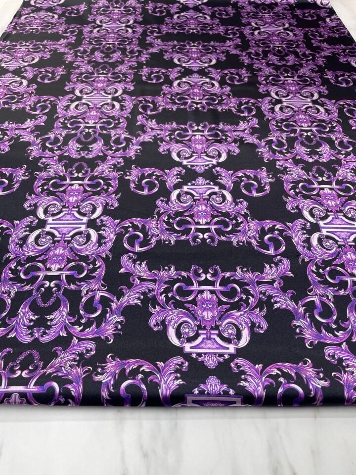Mor Nakış Desen Elbiselik Gömleklik Tivil Saten Kumaş