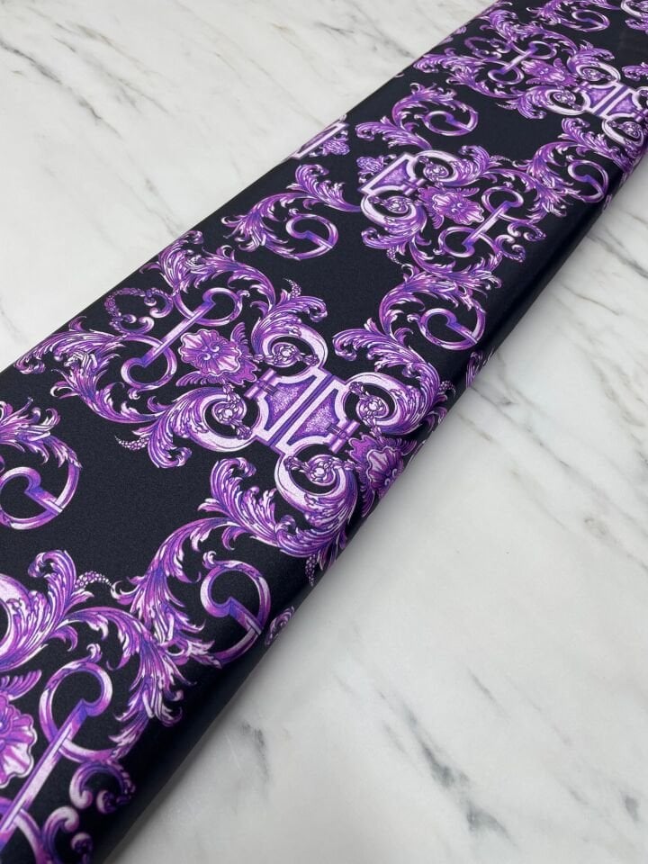 Mor Nakış Desen Elbiselik Gömleklik Tivil Saten Kumaş