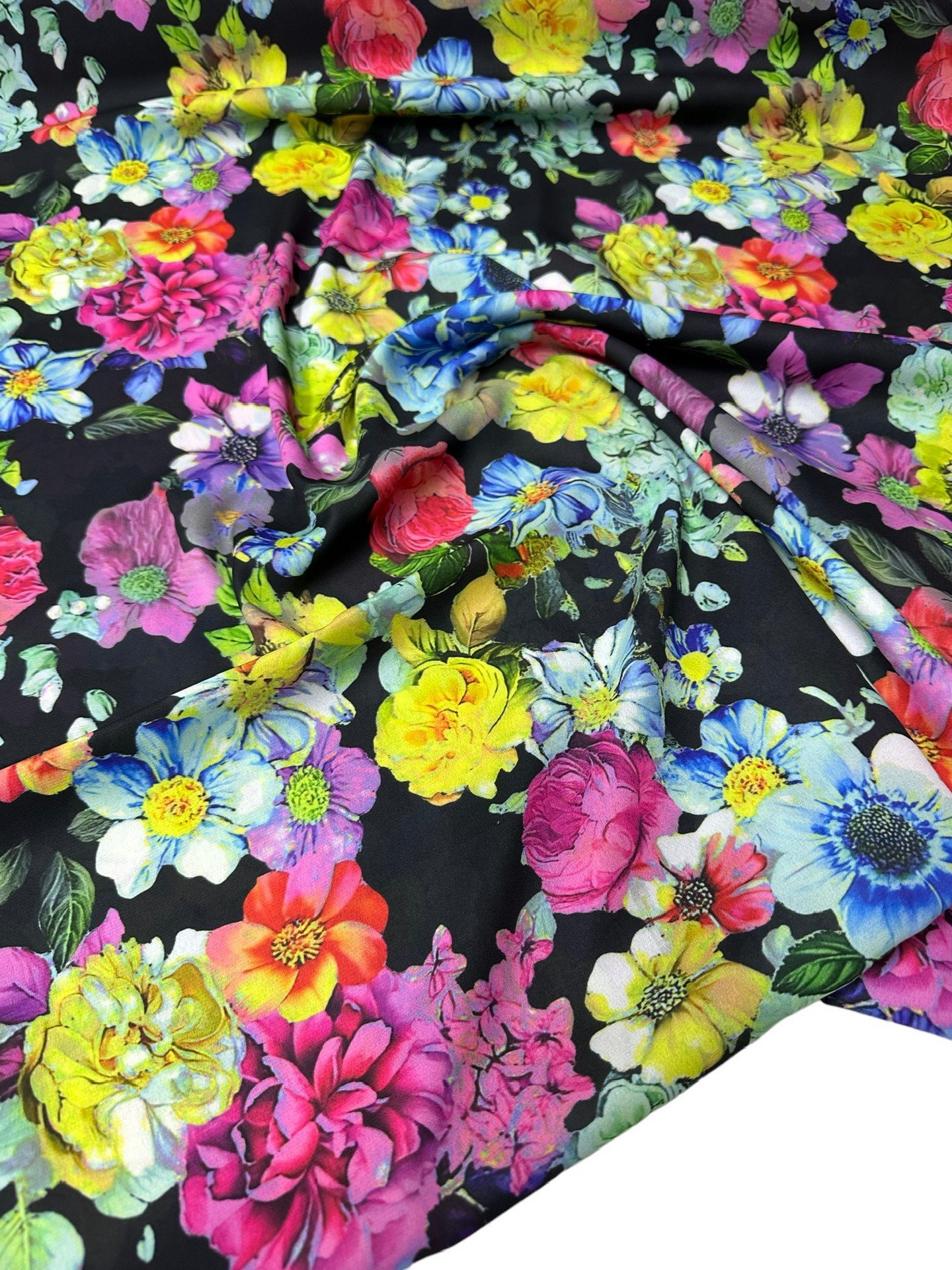 Çiçek Desen Elbiselik Gömleklik Krep Kumaş